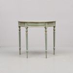 557741 Console table